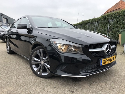 Mercedes-Benz CLA-Klasse Shooting Brake 180D Automaat