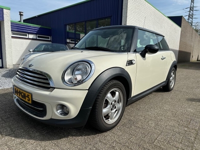 Mini Cooper 1.6 BNS LINE / zeer nette auto!