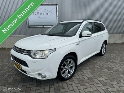 Mitsubishi Outlander VERKOCHT 2.0 PHEV Intense + 2013 /