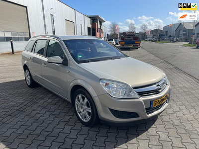 Opel Astra Wagon 1.6 Essentia AUTOMAAT CLIMA NAVIGATIE APK