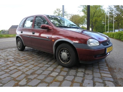 Opel Corsa 1.2i-16V Strada 5 drs 201 dkm apk 20-10-2025