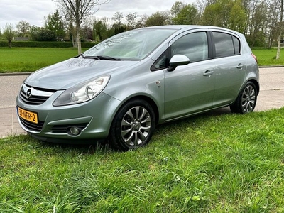 Opel Corsa 1.4-16V '111' Edition