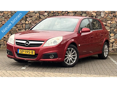 Opel Signum 1.9 CDTi Executive