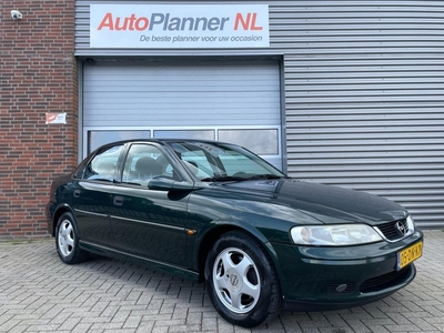 Opel Vectra 1.6-16V Pearl! Airco! Automaat! 1e Eigenaar!