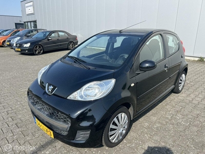 Peugeot 107 1.0-12V XR met airco