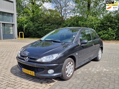 Peugeot 206 1.4 Forever/AIRCO/N.A.P/04-2025/INRUIL KOOPJE/