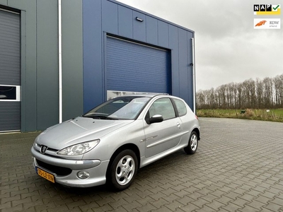 Peugeot 206 1.4 Quiksilver Airco