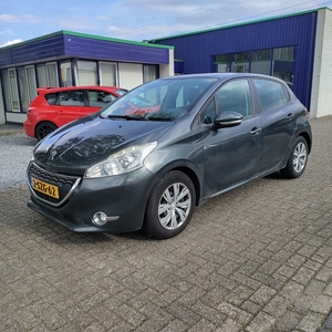 Peugeot 208 1.2 82PK!2014!Business!NW D-riem!Clima!