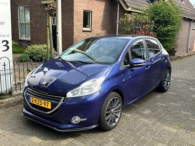 Peugeot 208 1.2 VTi Envy