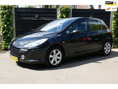 Peugeot 307 1.6-16V Griffe * Stoelverwarming * Lederen