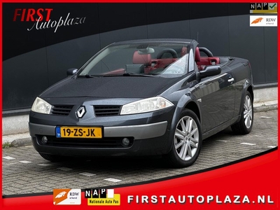 Renault Mégane Coupé-Cabriolet 2.0-16V Privilège Luxe