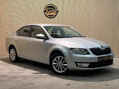 Skoda Octavia 1.2 TSI Greentech Ambition Businessline NAVI