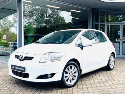 Toyota Auris 1.6-16V Executive Business