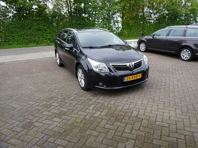 Toyota Avensis wagon 1.8 VVTi Business TREKHAAK CRUISE NAVI CLIMA CAMERA