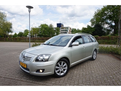 Toyota Avensis wagon 1.8 VVTi Luna (bj 2008)