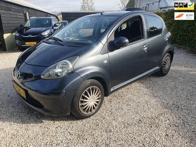 Toyota Aygo 1.0-12V + 5drs