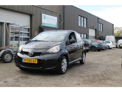 Toyota Aygo 1.0-12V Access (bj 2010)