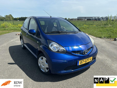 Toyota Aygo 1.0-12V +/AIRCO/5DRS/AUX/APK/NAP