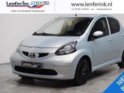 Toyota Aygo 1.0-12V + Centrale vergrendeling Elektrische ramen