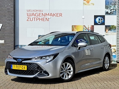 Toyota Corolla Touring Sports Hybrid 140 Active Automaat | NAVIGATIE | DIGITAAL DISPLAY | PARKEERCAMERA |