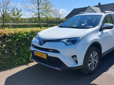 Toyota RAV4 2.5 Hybrid AWD Dynamic CLIMA/PDC BJ 2017