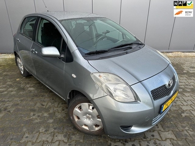 Toyota Yaris 1.3 VVTi Sol MMT / Airco / AUT / PDC / 5DRS /