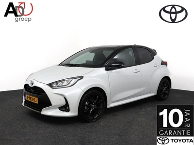 Toyota Yaris 1.5 Hybrid Executive | Head-up display | Stoelverwarming | Stuurverwarming | Half lederen bekleding | Navigatie |