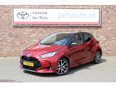 Toyota Yaris 1.5 Hybrid Executive + Premium pack (bj 2021)