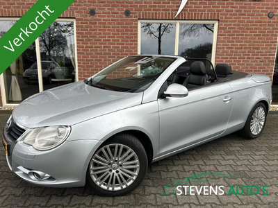 Volkswagen Eos 2.0 T-FSI VERKOCHT! LANGE APK / WERKEND CABRIODAK / NETTE AUTO / LEER / STOELVERWARMING