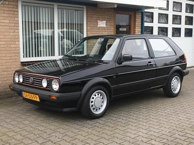 Volkswagen Golf 1.3 (bj 1988)