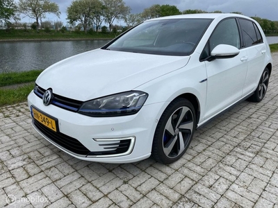 Volkswagen Golf 1.4 TSI GTE