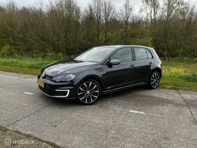 Volkswagen Golf 1.4 TSI GTE GERESERVEERD