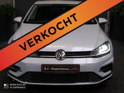 Volkswagen Golf 1.5 TSI Highline R-LINE NAVI DSG XENON LED 19