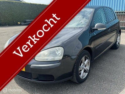 Volkswagen Golf 1.6 FSI Turijn