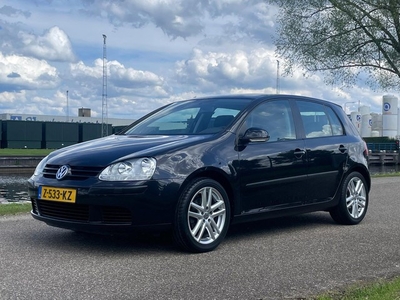 Volkswagen GOLF 1.6 Trendline ((GERESERVEERD))