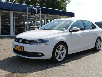 Volkswagen JETTA Whiteline Navi Sport Huurkoop Inruil APK Garantie 1.2 TSI Comfortline