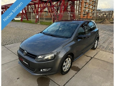 Volkswagen Polo 1.2 High Line APK NEW *stoelverw* Style NWE