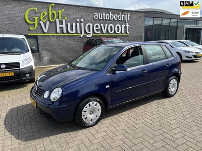 Volkswagen Polo 1.4-16V Athene