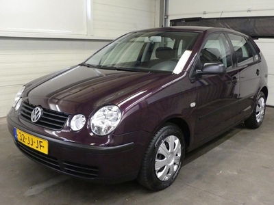 Volkswagen Polo 1.4-16V Comf - 5 deurs - APK 2025