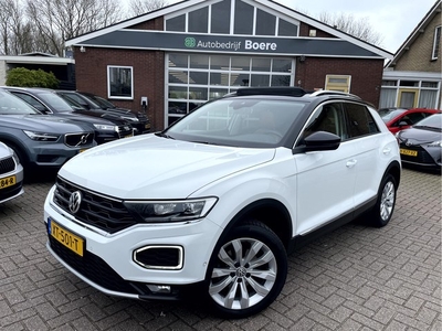 Volkswagen T-Roc 1.5 TSI 150pk Sport Leer, Panoramadak