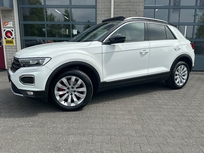 Volkswagen T-Roc 1.5 TSI Sport | DSG | SCHUIFDAK |