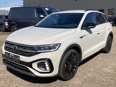 Volkswagen T-Roc 1.5TSI/150PK R-Line DSG · Navigatie ·