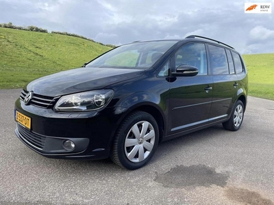 Volkswagen TOURAN 1.4 TSI Highline navigatie