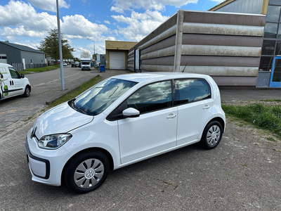 Volkswagen Up! 1.0 BMT move up!