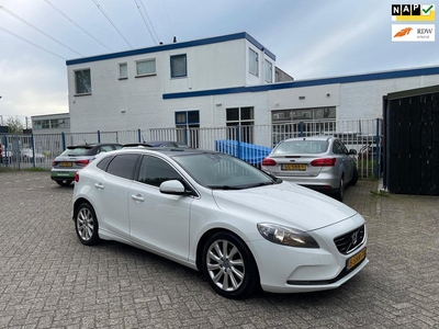 Volvo V40 1.6 D2 Momentum