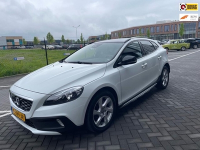 Volvo V40 CROSS COUNTRY 2.0 T4 5 Cilinder AWD SUMMUM