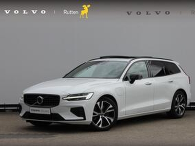 Volvo V60 T6 340PK Automaat Recharge AWD R-Design Panoramisch schuif-kanteldak / Adaptive Cruise Control / Trekhaak / Head-up display / Apple Carplay / DAB+