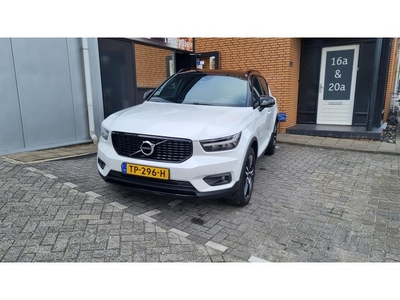 Volvo XC40 2.0 T5 AWD R-Design