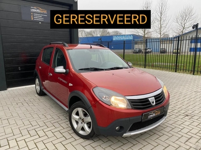 Dacia SANDERO 1.6 Stepway Hoge instap Weinig KM!