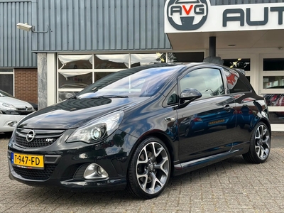 OPEL CORSA 1.6-16V Turbo OPC 192PK *Dealer Ond*Xenon*Recaro Leder*Navi